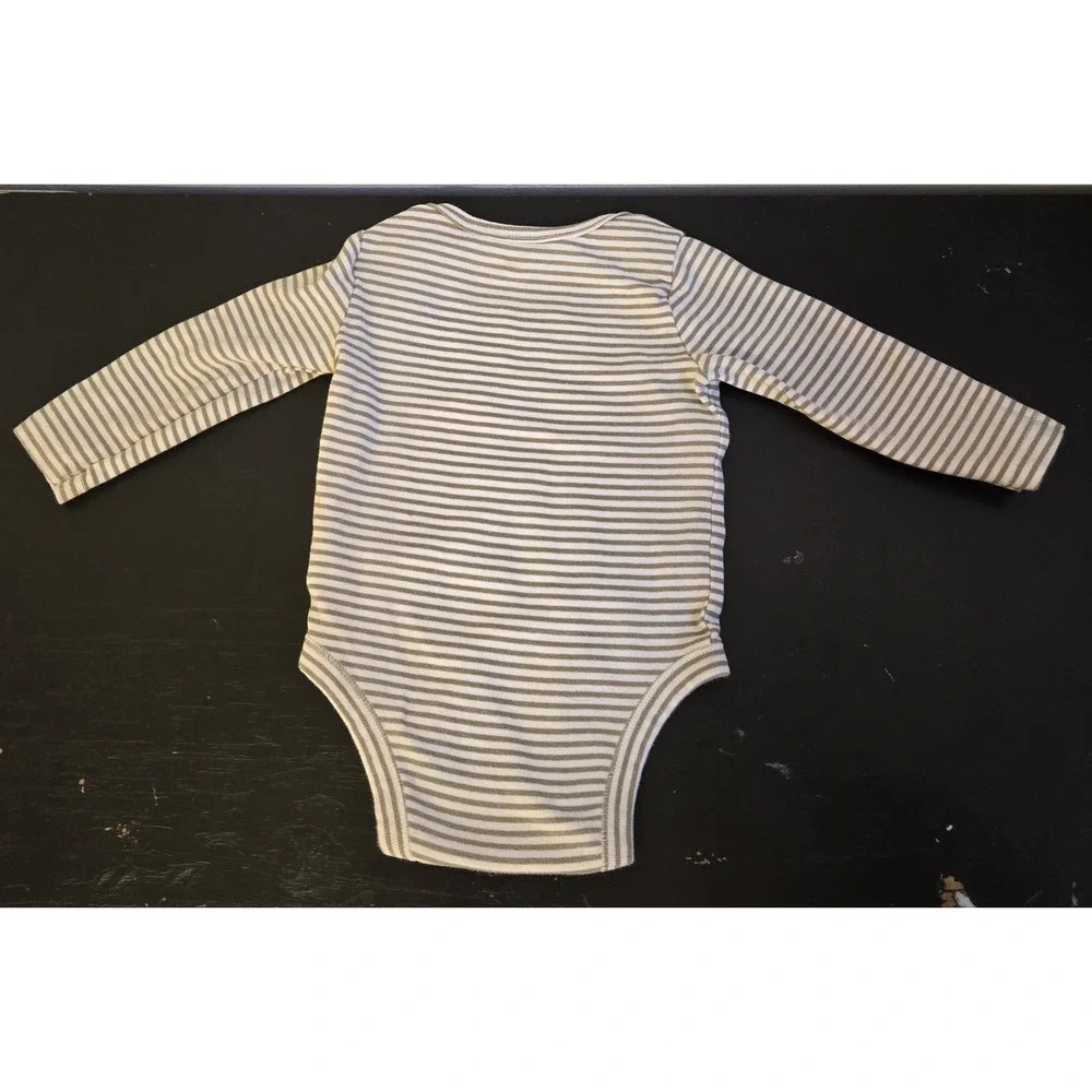 Old Navy Infant Boys (3)‎  Size 6-12 Months Long Sleeve One Piece